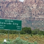 Colorado City ist eine Stadt im Mohave County in einer Region, die als Arizona Strip bekannt ist, nur ein paar Meter von der Grenze nach Utah entfernt.