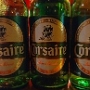 Corsaire<br />Herstellungsland: gebraut in der Carib Brauerei in Trinidad für Corsaire in Guadeloupe<br />Alkoholgehalt: 5,4 %<br />Eiskalt gut zu trinken<br />