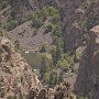 Die Hauptattraktion des Parks ist die Straße entlang des Südrands des Canyons. Des Weiteren gibt es einen Campingplatz und viele befestigte und unbefestigte Wanderwege. Es gibt einen unbefestigten Wanderweg vom Canyonrand hinunter zum Fluss, der Abstieg dauert etwa 4, der Aufstieg etwa 6 Stunden.