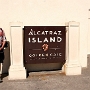 Die Insel Alcatraz liegt mitten in der San Francisco Bay, Kalifornien in den USA. Sie wurde früher als Standort für ein Hochsicherheitsgefängnis genutzt, dient aber inzwischen lediglich als historischer Schauplatz. Alcatraz steht unter der Aufsicht des US National Park Service.<br /><br />Besucht am 13.8.1989 (davon gibt's kein Foto) - 29.9.2005