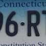 Connecticut, aus der Mohegan-Sprache quinnehtukqut (=Langer Fluss (der Gezeiten)) ist ein Bundesstaat im Nordosten der Vereinigten Staaten. Connecticut war eine der dreizehn Kolonien, die während des amerikanischen Unabhängigkeitskrieges gegen das Königreich Großbritannien rebellierten.<br /><br />Der Bundesstaat trägt den offiziellen Beinamen „The Constitution State“ (dt. Verfassungsstaat), der 1959 durch Gesetzesakt angenommen wurde, und wird darüber hinaus auch „Provision State“ (Proviantstaat) genannt. Diese Bezeichnung rührt daher, dass während des Amerikanischen Unabhängigkeitskrieges die Kontinentalarmee von Connecticut aus mit Proviant versorgt wurde; der Bundesstaat erlebte kaum Kämpfe im Land.