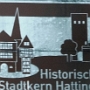 Die Restaurierte Altstadt von Hattingen hat etwa 150 Fachwerkhäuser, welche zum Teil aus dem 15. und 19. Jahrhundert stammen. Zu den bekanntesten historischen Gebäuden zählen die St.-Georgs Kirche, das Alte Rathaus, der Glockenturm und das Bügeleisenhaus. Am Kirchplatz der evangelischen St.-Georg Kirche stehen die ältesten Häuser der Stadt.