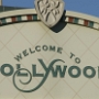 Hollywood ist eine Stadt im Broward County im US-Bundesstaat Florida, mit 145.629 Einwohnern. Das Stadtgebiet hat eine Größe von 79,8 km². Die Bevölkerungsdichte beträgt 1825 Einwohner pro km².