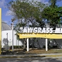 Die grösste Mall Floridas.<br />Einstöckig, recht unübersichtlich, sehr weit ausserhalb. <br /><br />Besucht am 12.3.1997 - 15.11.2004