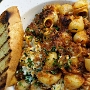 12.6.2017<br />Four-Cheese Baked Bolognese Pasta im Wild Tale - Vancouver. 17.75 CAD<br />traditional recipe, grilled garlic toast