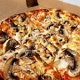 21.8.2020<br />Pizza Funghi aus der Food Station in Raunheim<br />8 € - sehr lecker