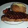 28.9.2007 - New York Steak im Keg Steakhouse in den Embassy Suites in Niagara Falls/Ontario.<br />In Deutschland hiesse es Rumpsteak. Lecker, aber zu teuer.