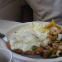 7.10.2005 - Frühstück: irgendwas mit Chicken im La Bahia Restaurant in Oceanside