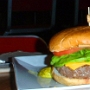 15.10.2011 - Burger in irgendeinem Restaurant im Hotel Luxor