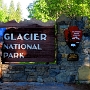 Der Glacier-Nationalpark (USA) befindet sich in Montana und wurde am 11. Mai 1910 eingerichtet. Der Park ist 4.047 km² groß und schützt eine Gebirgs-, Wald-, und Seenlandschaft. Im Norden grenzt auf kanadischer Seite der Waterton-Lakes-Nationalpark an den Park.<br /><br />Besucht am 27.7.1994 - 28.5.2017 (im Bild)<br />West Glacier Entrance