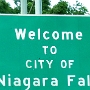Niagara Falls sind nicht nur Wasserfälle, sondern auch 2 Städte, eine in den USA, eine in Canada