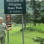 Allegany State Park befindet sich im Cattaraugus County und ist unmittelbar mit dem Allegheny National Forest in Pennsylvania verbunden, der sich am Südrand anschließt. Der Park ist in zwei Areale gegliedert: Das Red House Area und das Quaker Run Area. Die Landschaft gehört zur Ökoregion der Allegheny Highlands Forests.<br />Besucht am 8.8.2019