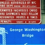 Die George Washington Bridge ist eine Hängebrücke über den Hudson River in New York City, die Manhattan mit New Jersey verbindet. Die Straßenbrücke mit insgesamt vierzehn Fahrstreifen gilt als die meistbefahrene Brücke der Welt. Sie ist nach George Washington, dem ersten Präsidenten der Vereinigten Staaten, benannt. Bei ihrer Eröffnung im Jahre 1931 hatte die von Othmar Ammann geplante und gebaute Brücke die größte Spannweite der Welt.<br />Am 14.8.2019 drüber gefahren.