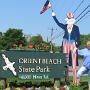Der Orient Beach State Park ist ein State Park im Gemeindegebiet von Town of Southold. Der Park bedeckt eine Fläche von 363 acre Der Park liegt an der Spitze der North Fork von Long Island.<br /><br />Vor dem Schild gestanden am 30.5.2013