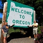 Herkunft und Bedeutung des Namens Oregon sind nicht eindeutig geklärt. Oregon trägt den Beinamen „Beaver State“ (Biberstaat).<br />US-Staat seit: 14.2.1859/ Nr.33<br />Größe: 254 900<br />Einwohner: 2,9 Mio.<br />Hauptstadt: Salem<br />Motto: Alis Volat Propiis<br />She Flies With Her Own Wings<br />Lass sie fliegen.....<br />Das Bild wurde am 20.9.2016 geknipst<br />17x in Oregon übernachtet