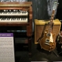 Instrumente der Allman Brothers inklsuive einer 1954er Paula von Dickey Betts
