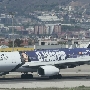 LEVEL - Airbus A330-343 - EC-NHM "El Mago Pop on Broadway"  special colours auf der Backbordseite<br />BCN - Terminal 1 Gate B67 - 29.8.2023 - 13:25