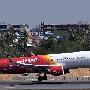 Thai VietJet Air - Airbus A320-214 - HS-VKS<br />HKT - 22.3.2023 - Louis' Runway View Hotel Zimmer 403 - 12:39