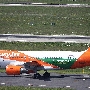 easyJet Europe - Airbus A319-111 - OE-LQY "Europcar" Sticker<br />DUS - Besucherterrasse - 14.5.2019 - 13:17