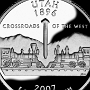 Utah State Quarter - Letzter (goldener) Nagel zur Fertigstellung der ersten transkontinentalen Eisenbahnverbindung, zwei Dampflokomotiven<br /> Beschriftung: „Crossroads of the west“
